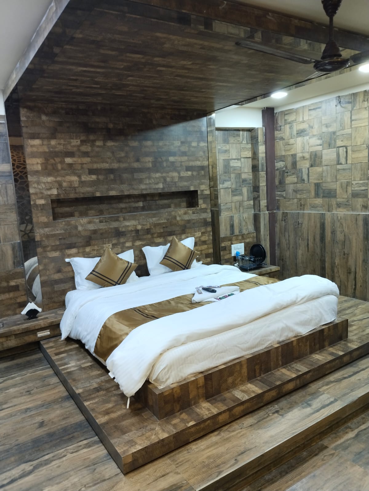 Super Delux Room at Hotel Sapphire Inn Surat — near Surat Railway Station & Textile Market